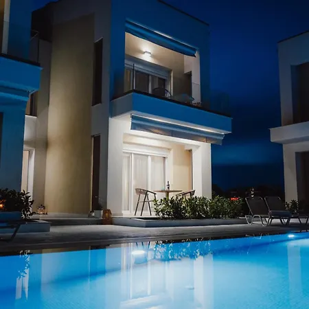 La Mas - Sea Side Flats Apartment