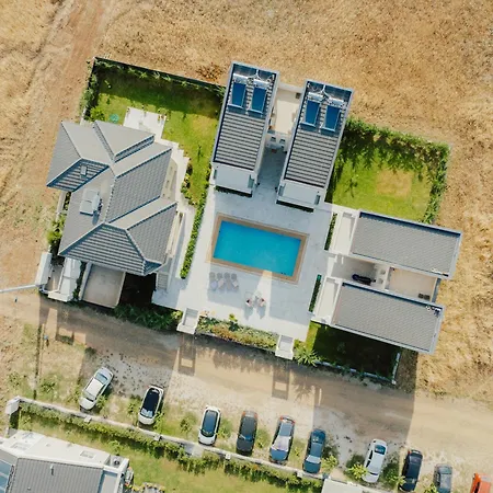 La Mas - Sea Side Flats Apartment